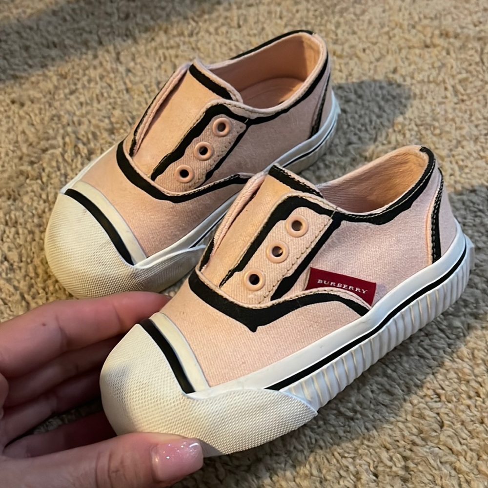 Burberry sneakers